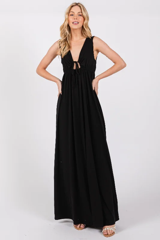 Black Front Tie Cutout Sleeveless Maxi Dress Trendy Maxi Dress with Straps