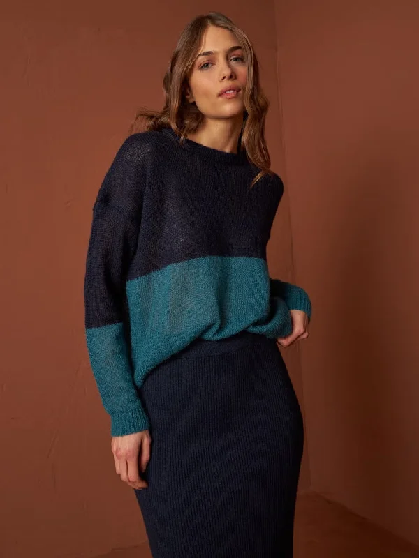 Indi & Cold Two Tone Sweater in Navy Satin Blend Silk Blend Wool Blend