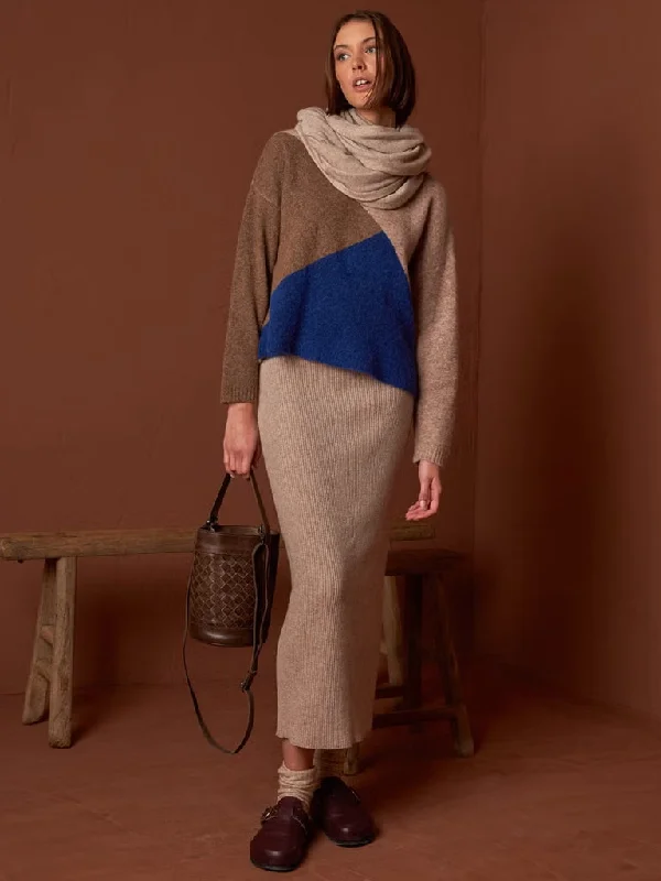 Indi & Cold Colour Block Sweater in Topo Fitted Loose Oversized